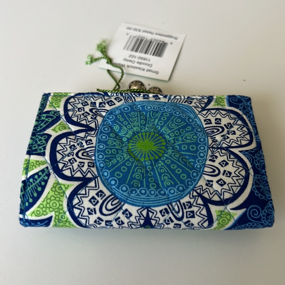 Vera Bradley Small Kisslock Wallet - Picture 5 of 6
